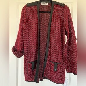 San Remo Vibtage Red and Black Knit Sweater